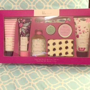 Body Pampering Kit